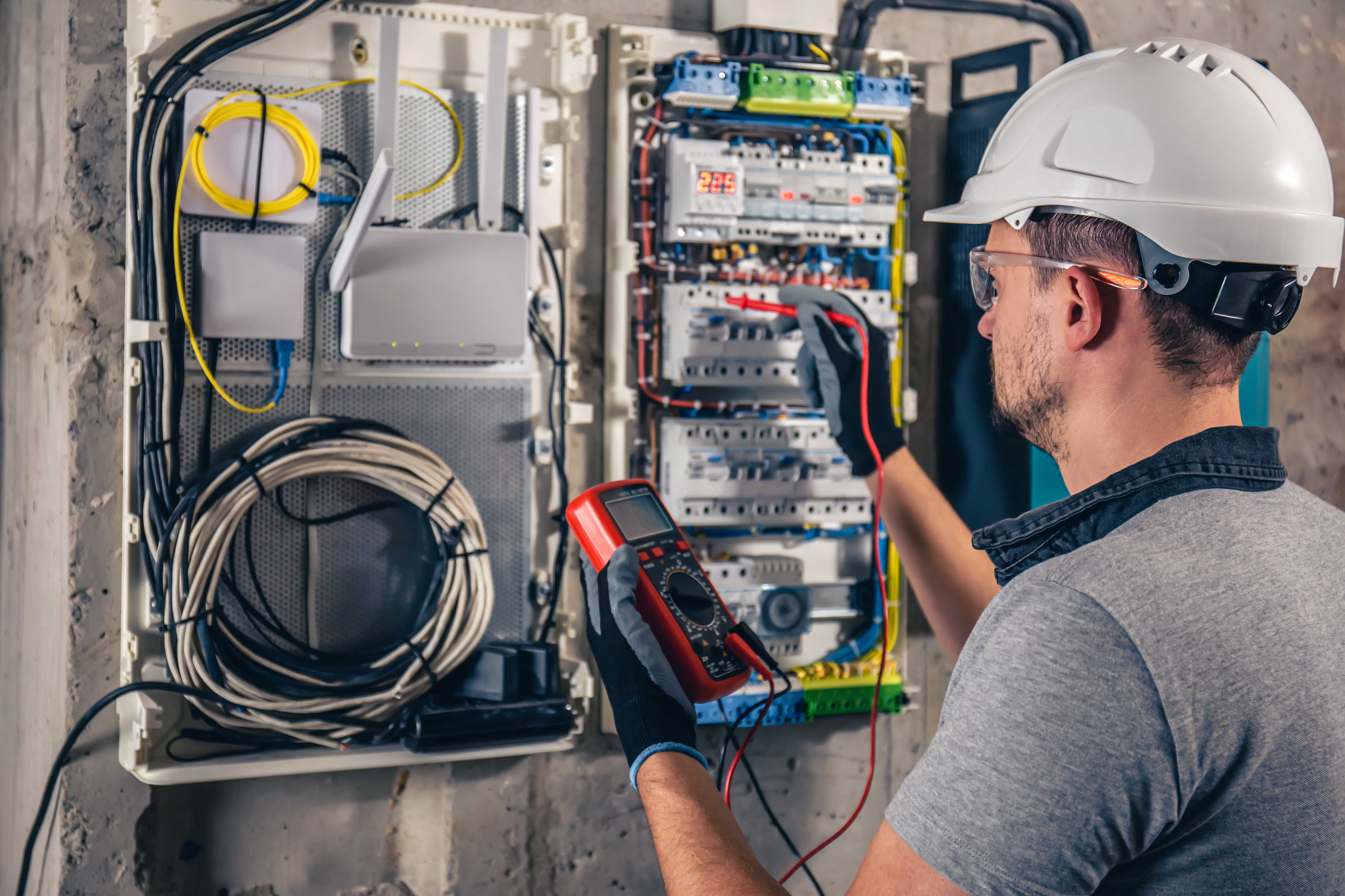 Emergency electrical repairs in Medway